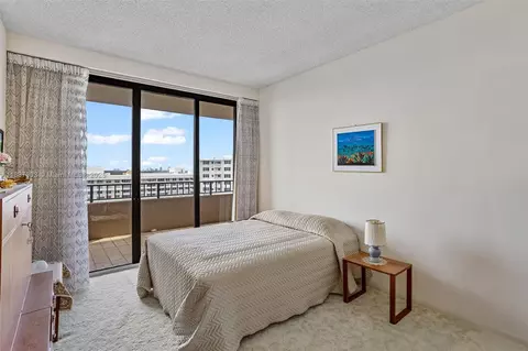 Bedroom - Undisclosed, Key Biscayne, FL 33149 photo 1 of 2