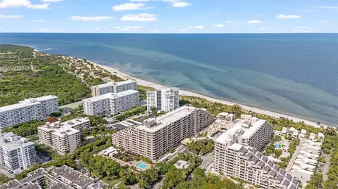 View/Area - Undisclosed, Key Biscayne, FL 33149 photo 4 of 4