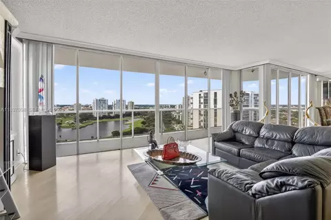 20281 E Country Club Dr #1801, Aventura, FL 33180