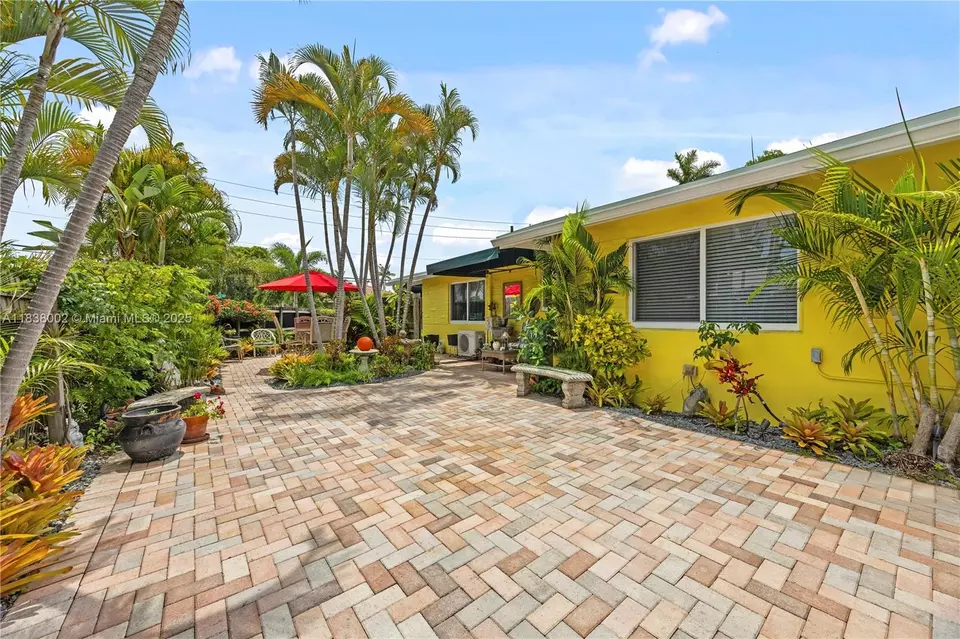  1535 NE 5th Ter, Fort Lauderdale, FL 33304 photo 5