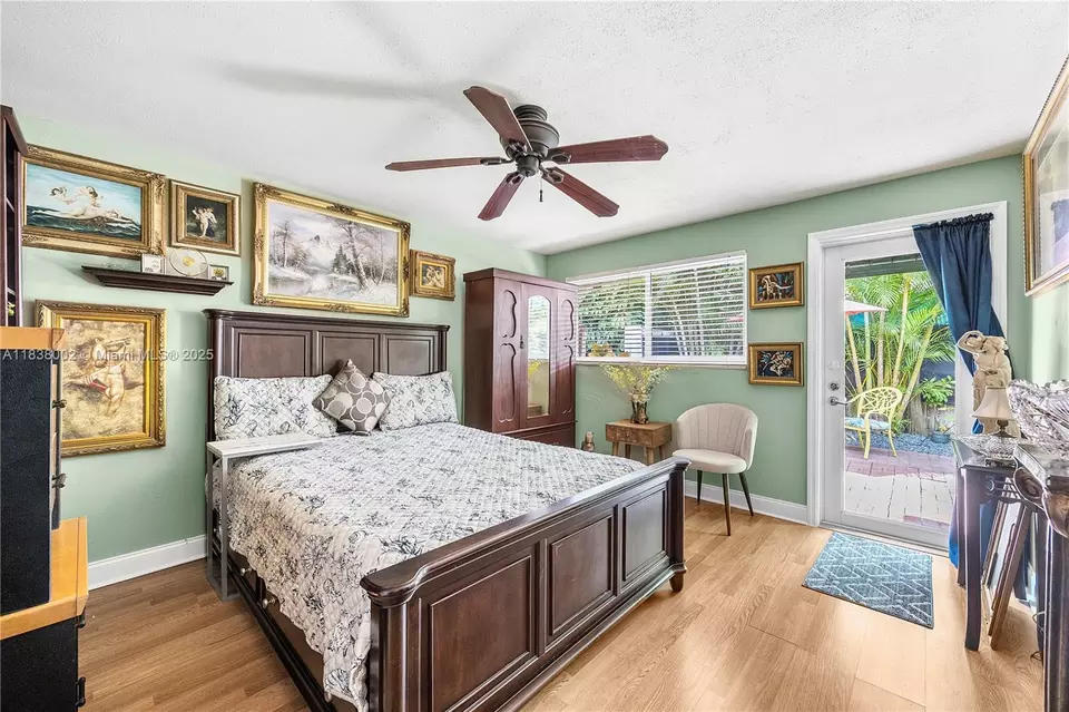  1535 NE 5th Ter, Fort Lauderdale, FL 33304 photo 8