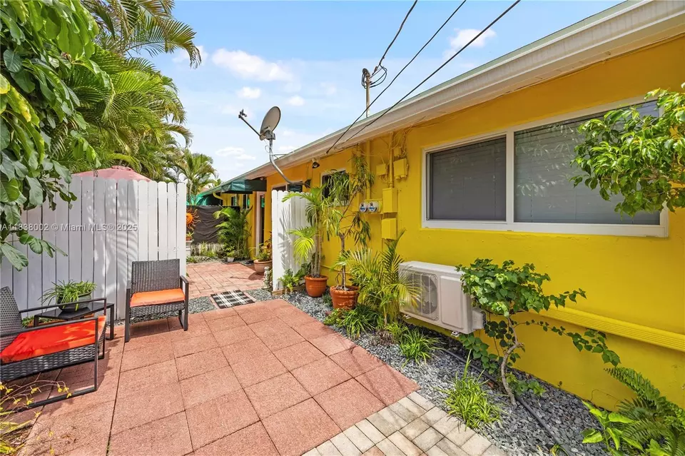  1535 NE 5th Ter, Fort Lauderdale, FL 33304 photo 21