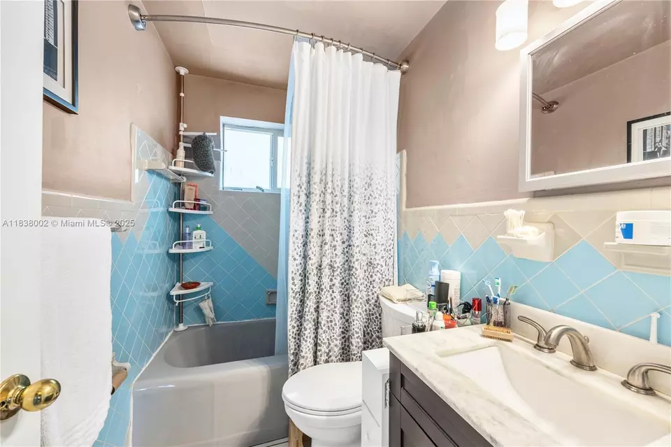  1535 NE 5th Ter, Fort Lauderdale, FL 33304 photo 36
