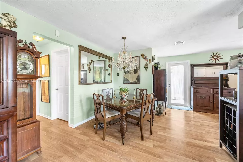  1535 NE 5th Ter, Fort Lauderdale, FL 33304 photo 17