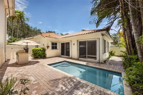 1571 Breakwater Ter, Hollywood, FL 33019