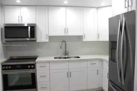 Kitchen - 1075 W 68th St #110, Hialeah, FL 33014 photo 1 of 3