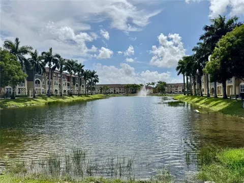 8800 NW 107th Ct #202, Doral, FL 33178