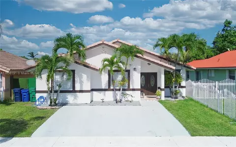 18331 SW 135th Ave, Miami, FL 33177