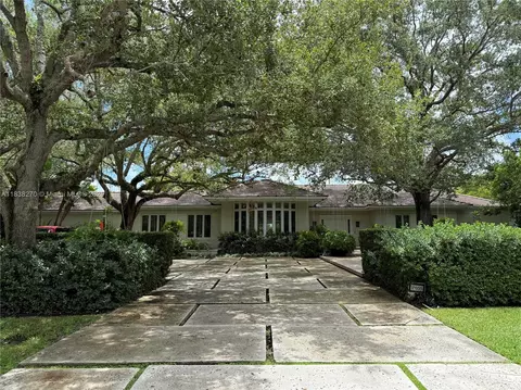 11055 Paradela St, Coral Gables, FL 33156