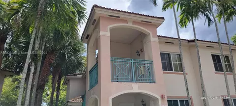 2125 NW 77th Way #201, Pembroke Pines, FL 33024