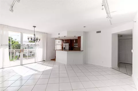 10140 W Bay Harbor Dr #201A, Bay Harbor Islands, FL 33154