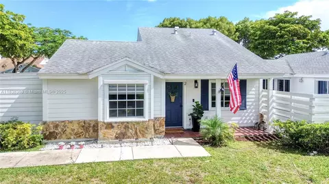 13790 SW 147th Cir Ln #2-9, Miami, FL 33186