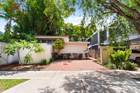 2794 SW 22nd Ave, Miami, FL 33133