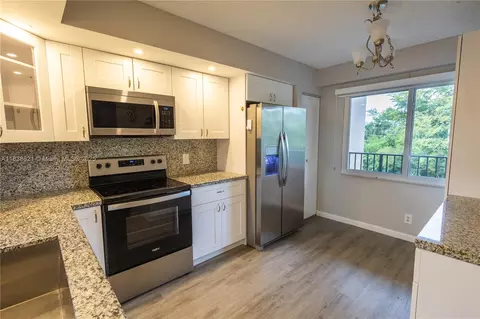 Undisclosed, Pembroke Pines, FL 33027