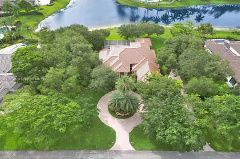 3833 Pine Lake Dr, Weston, FL 33332