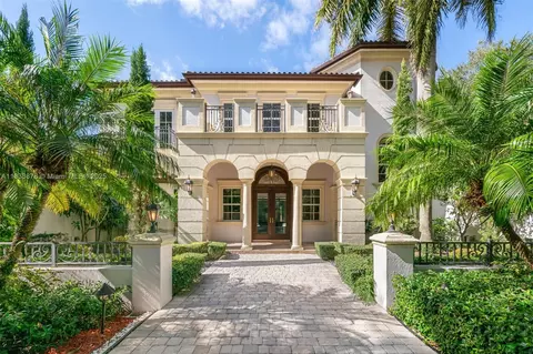 9500 SW 62nd Ct, Pinecrest, FL 33156
