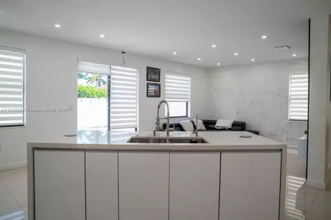 Kitchen - Undisclosed, Hialeah, FL 33018 photo 7 of 8