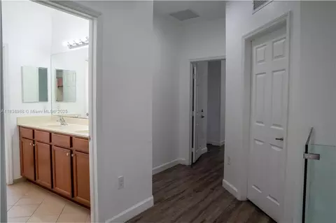 Entry Way - Undisclosed, Hialeah, FL 33018 photo 4 of 5