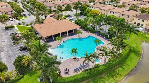 View/Area - Undisclosed, Hialeah, FL 33018 photo 4 of 6