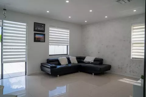 Living - Undisclosed, Hialeah, FL 33018 photo 2 of 3