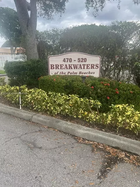 500 Executive Center Dr #2G, West Palm Beach, FL 33401
