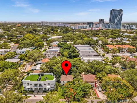 3210 Elizabeth St, Miami, FL 33133