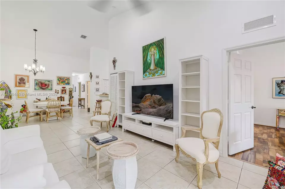 Other - 3248 NE 11th Dr, Homestead, FL 33033 photo 7 of 9