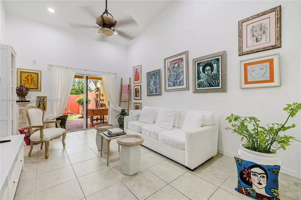 Other - 3248 NE 11th Dr, Homestead, FL 33033 photo 3 of 9