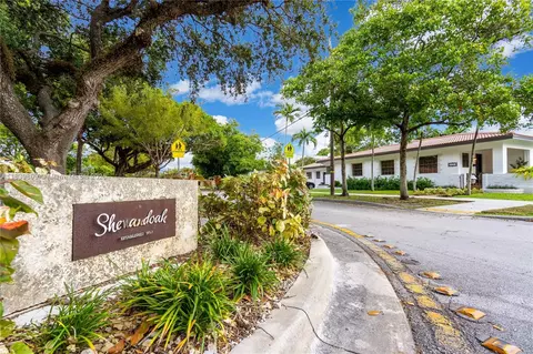 2121 SW 13th Ave, Miami, FL 33145