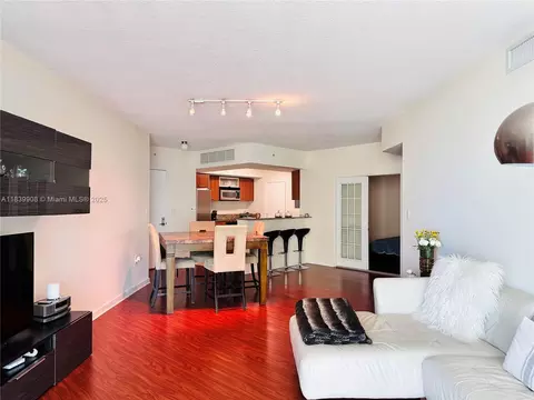 9066 SW 73rd Ct #1409, Miami, FL 33156