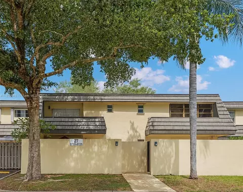 8713 SW 137th Ave #8713, Miami, FL 33183