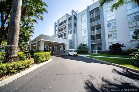 9725 NW 52nd St #520, Doral, FL 33178