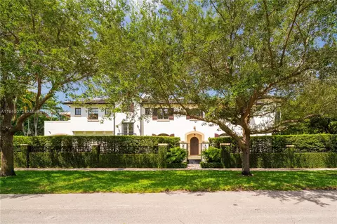 6400 San Vicente St, Coral Gables, FL 33146
