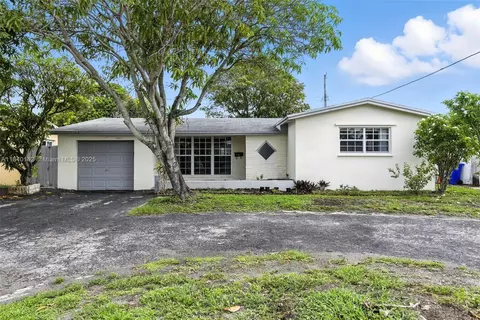 7749 Biltmore Blvd, Miramar, FL 33023