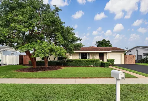 11560 SW 121st Ave, Miami, FL 33186