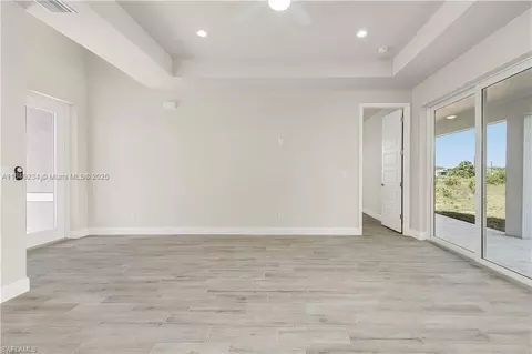 131 N Bethlehem Pl, La Belle, FL 33935 photo 5
