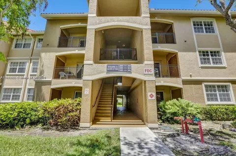 160 SW 117th Ter #6107, Pembroke Pines, FL 33025