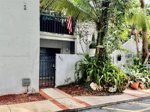 8331 SW 157th Ave #405, Miami, FL 33193