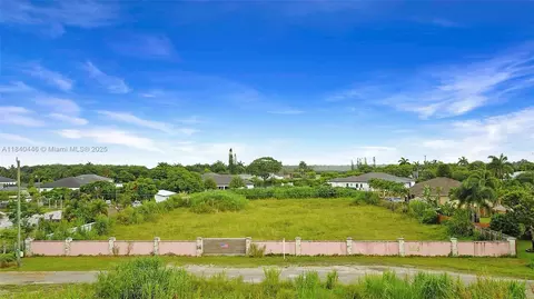 17399 SW 282 St, Homestead, FL 33030