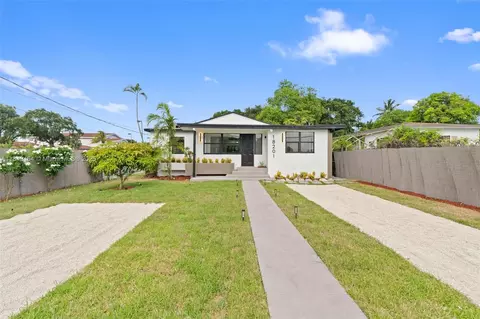 18201 NW 20th Ave, Miami Gardens, FL 33056