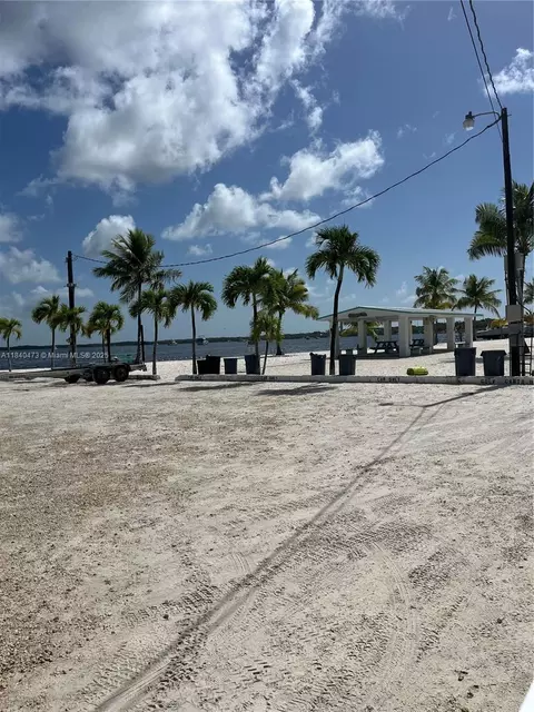 55 Tarpon Basin Dr, Key Largo, FL 33037