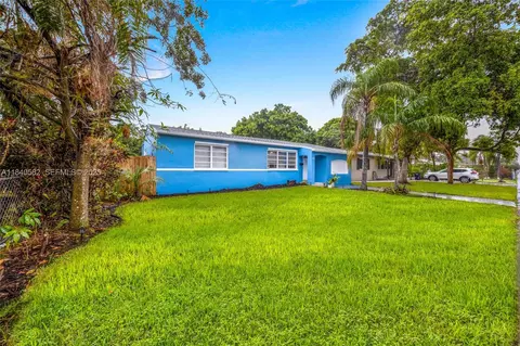 2506 Mayo St, Hollywood, FL 33020