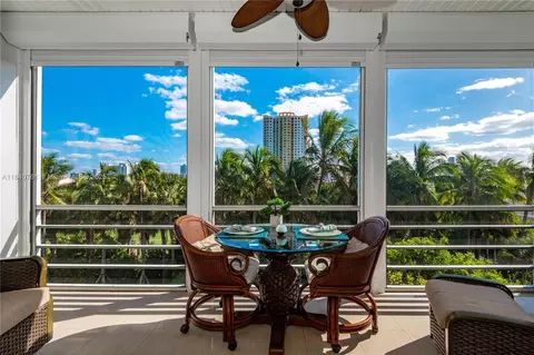 200 NE 14th Ave #524, Hallandale Beach, FL 33009