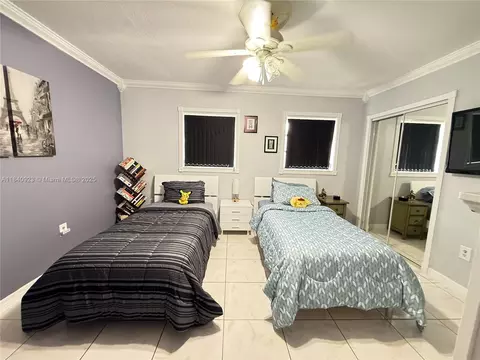 11 Olive Dr #E, Hialeah, FL 33010 photo 15