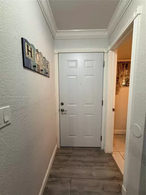 11 Olive Dr #E, Hialeah, FL 33010 photo 25