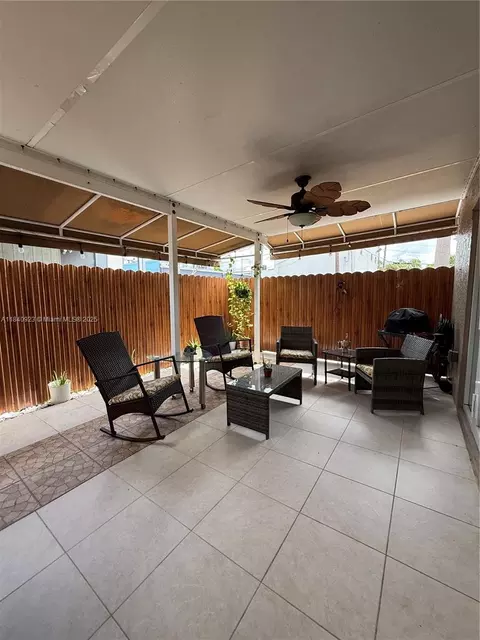 11 Olive Dr #E, Hialeah, FL 33010 photo 18
