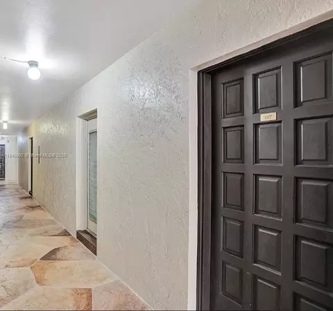 6001 N Falls Cir Dr #107, Lauderhill, FL 33319