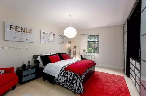 Bedroom - 1000 E Cypress Dr, Pompano Beach, FL 33069 photo 3 of 3