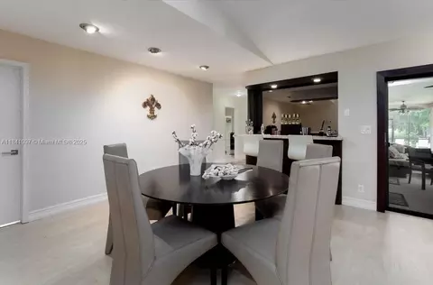 Dining - 1000 E Cypress Dr, Pompano Beach, FL 33069 photo 1 of 1