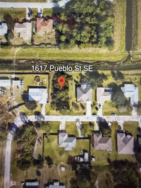 1617 SE Pueblo St, Palm Bay, FL 32909